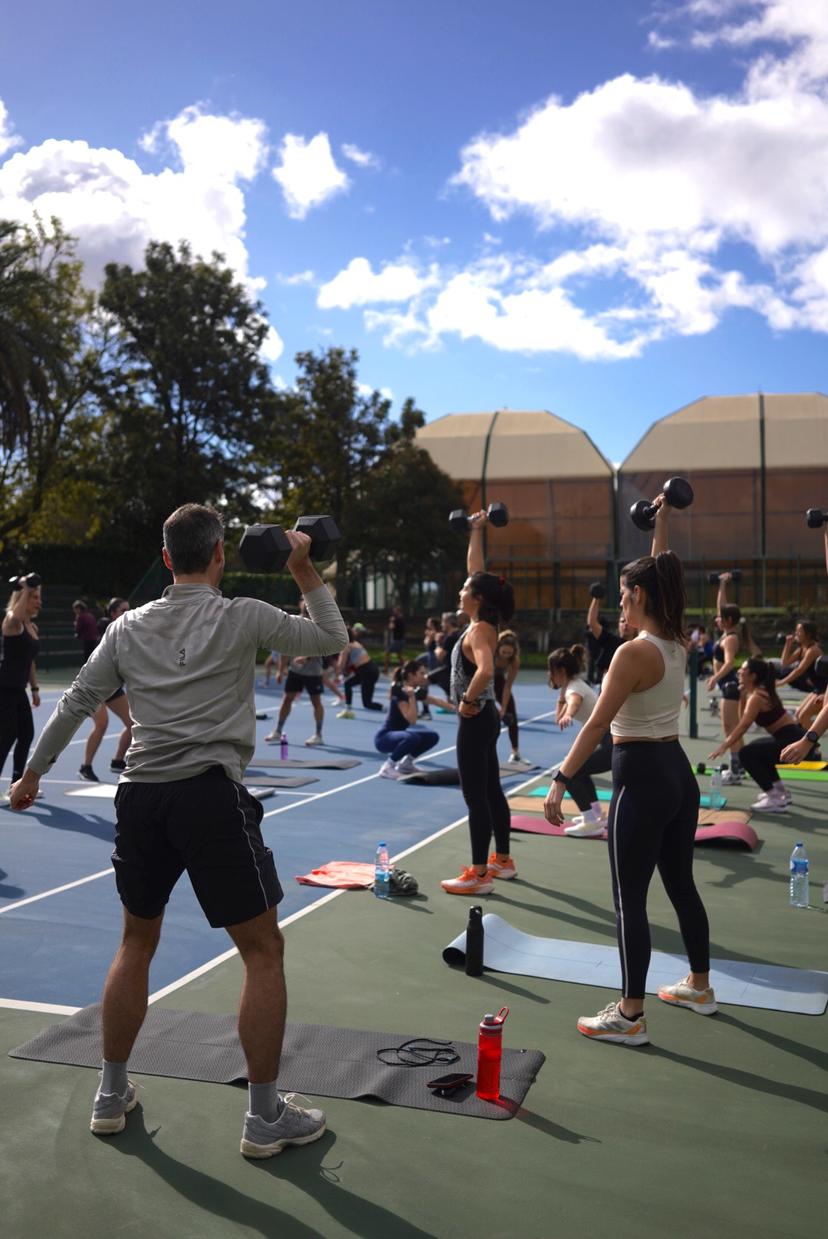 Outdoor workout at Lisboa Racket Centre